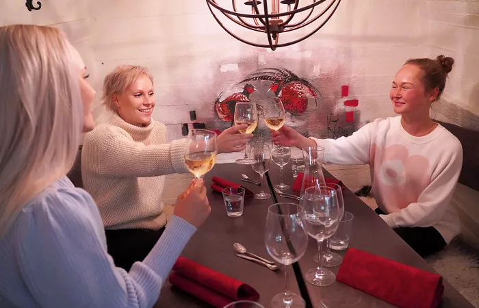Varaa Pikkujoulut WHD Gårdille